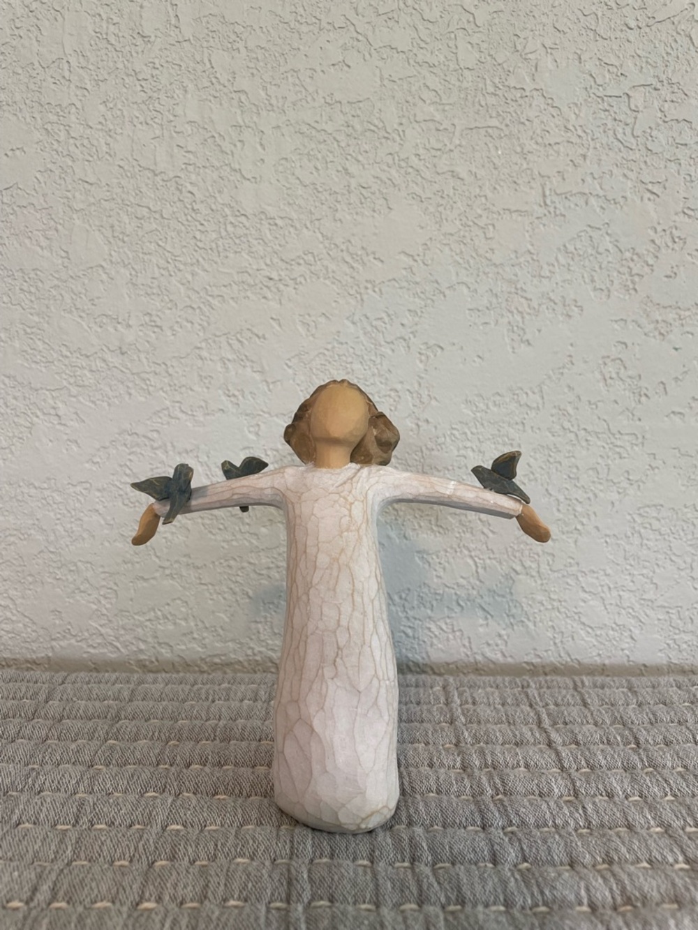 Willow Angel of ‘Happiness' Figurine